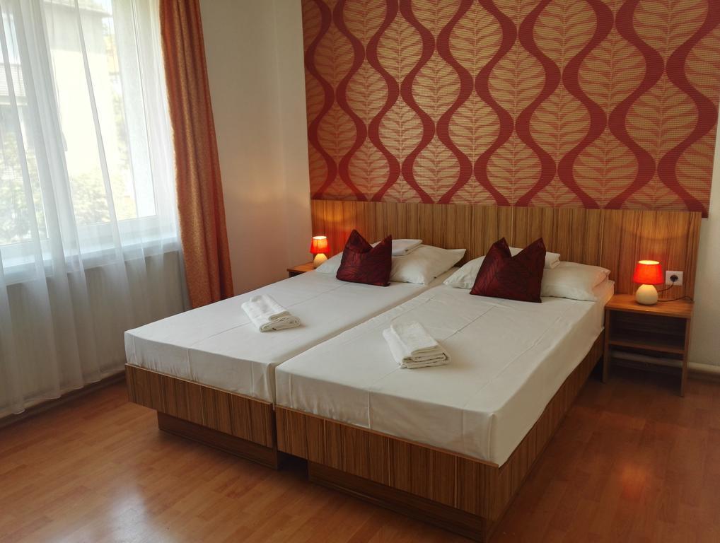Hid Hotel Budapest Ngoại thất bức ảnh